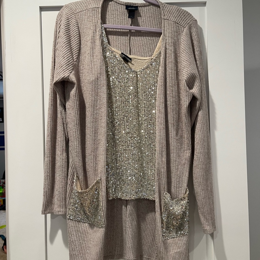 Daytrip Beige and Silver Cardigan Set